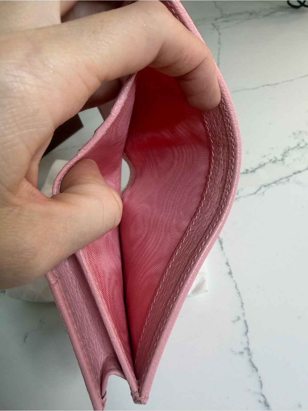 Authentic Gucci Diana Pink Wallet - Like New Good Condition - Picture 10 of 12